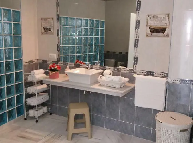 Big House Jerez * חרז